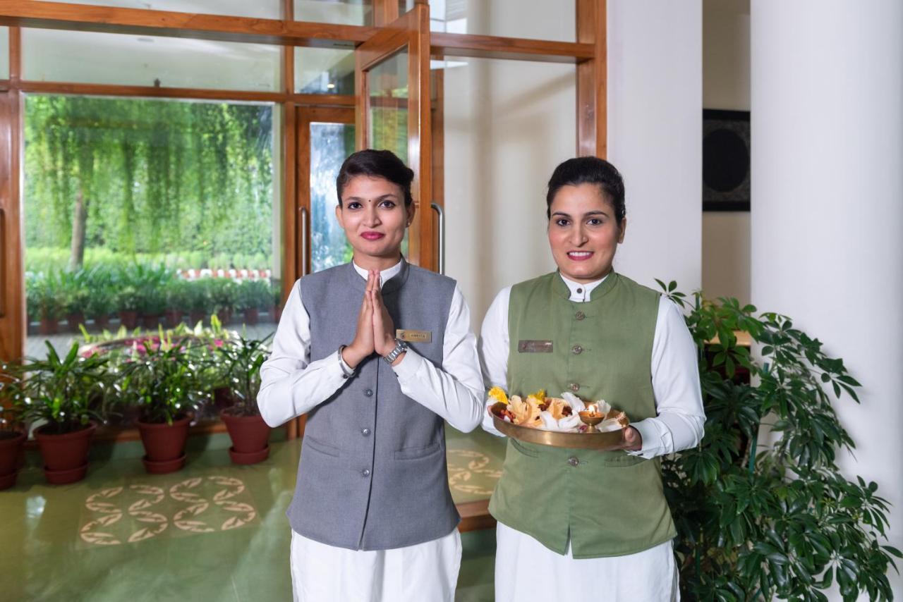 Naad Wellness Hotel Sonipat Buitenkant foto