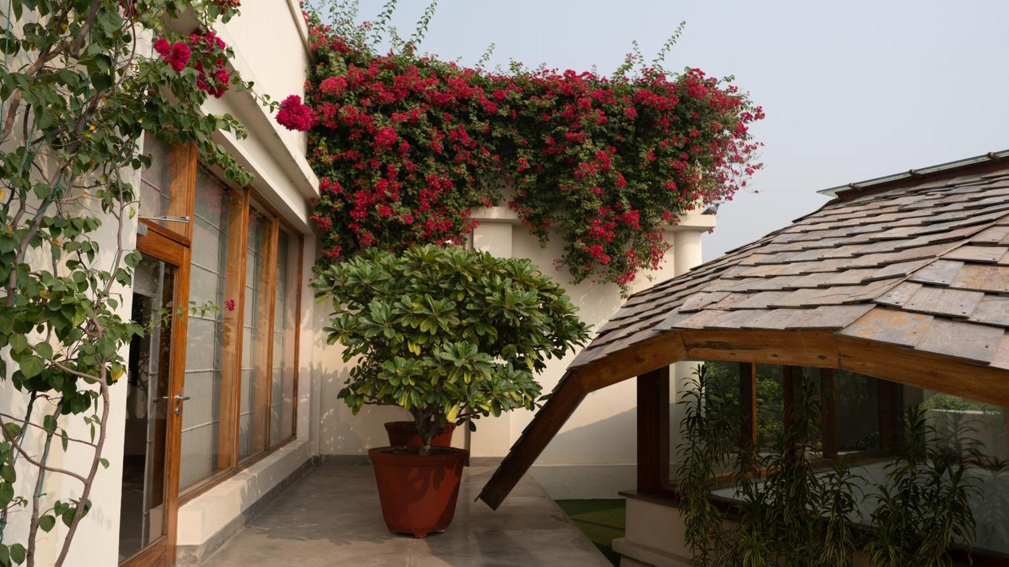 Naad Wellness Hotel Sonipat Buitenkant foto